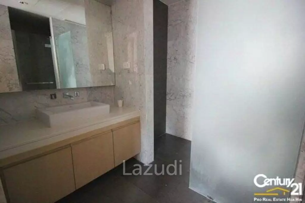 1 Bed condo in Khao Takiab