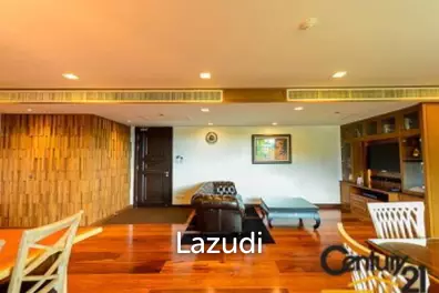 4 BED LUXURY BEACHFRONT CONDO IN TOWN