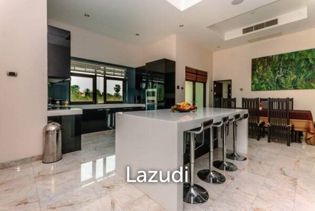 800 Sqm 3 Bed 4 Bath Villa For Rent