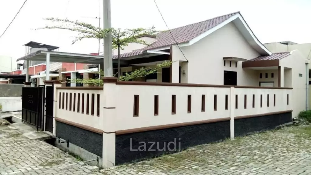 Jual Rumah di Perumahan Taman Riviera Dekat Polda Sumut, PT. Siantar Top Tbk, RSU Mitra Medika
