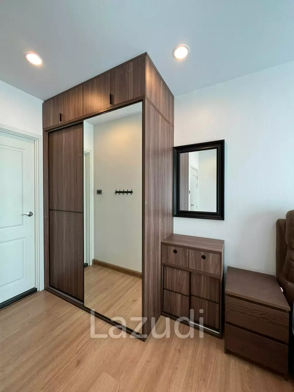 42 Sqm 1 Bed 1 Bath Condo For Rent