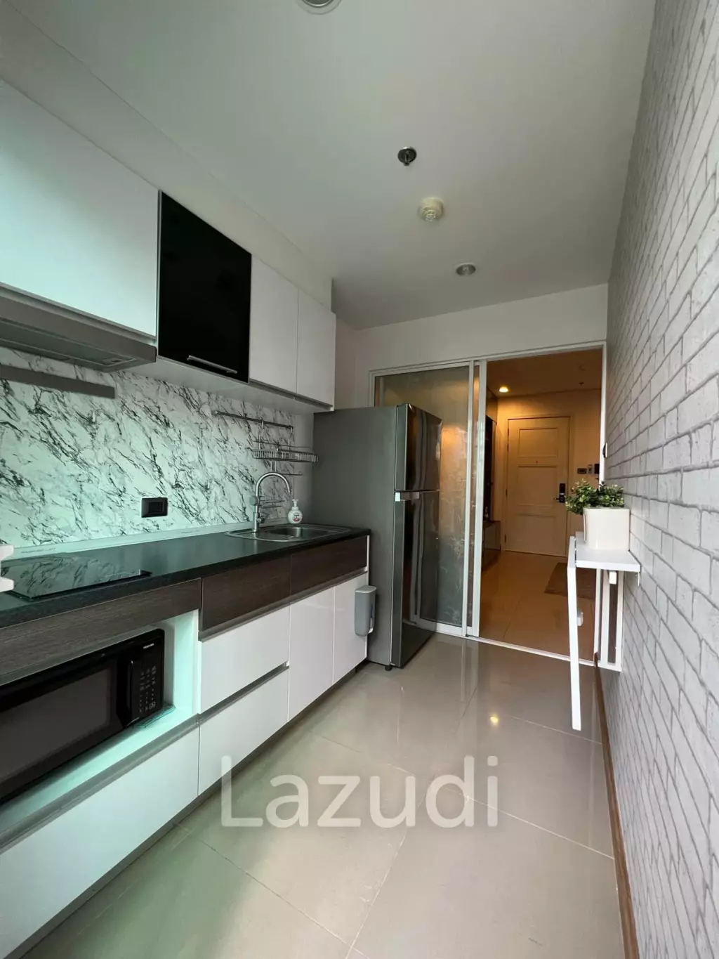 42 Sqm 1 Bed 1 Bath Condo For Rent