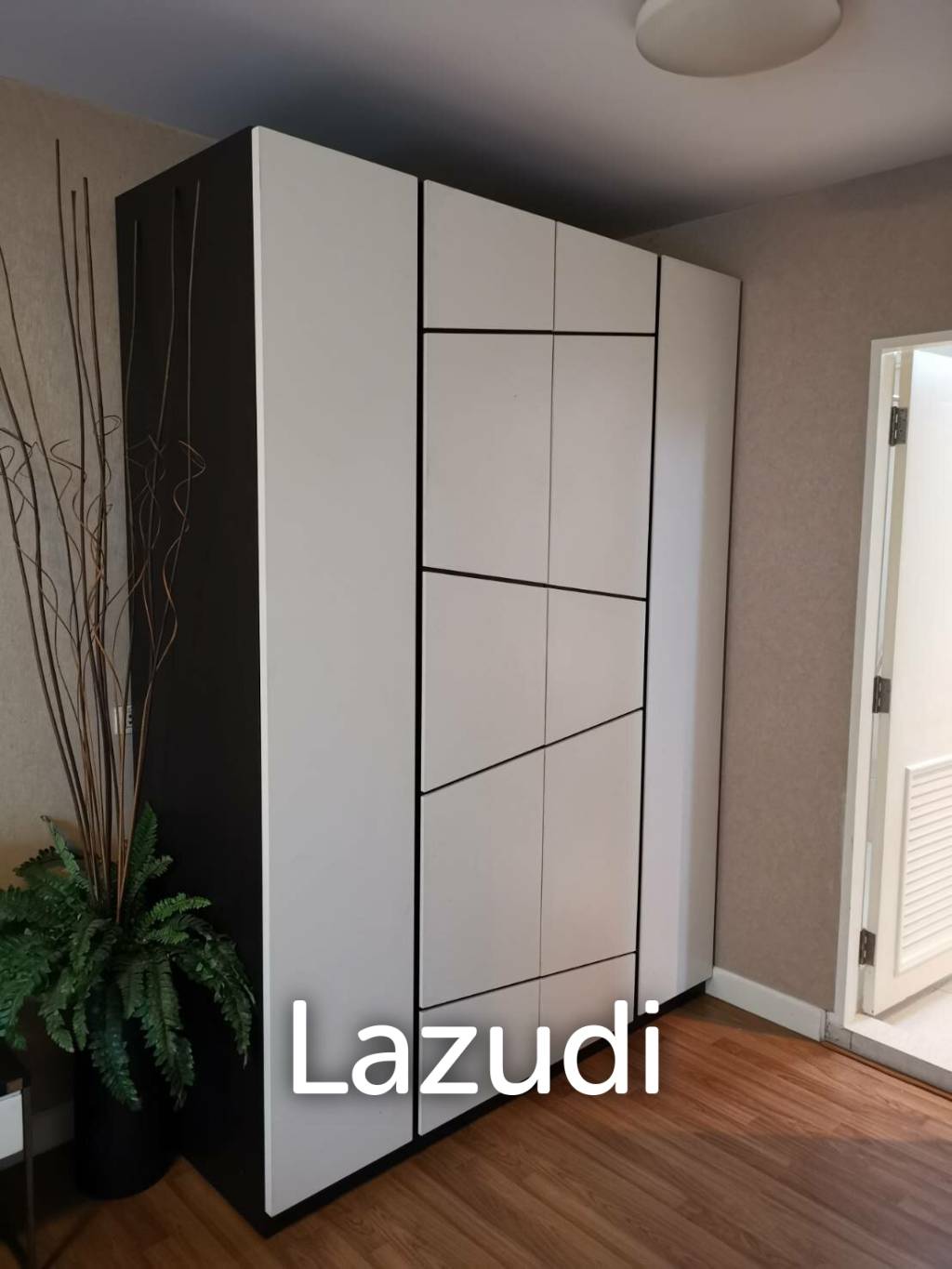 44 Sqm 1 Bed  1 Bath Condo For Sale