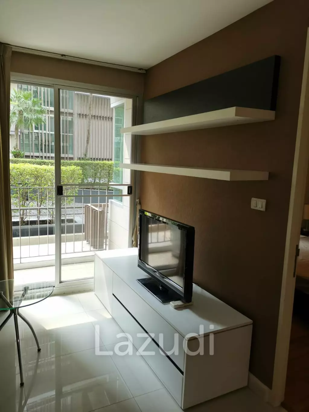 44 Sqm 1 Bed  1 Bath Condo For Sale