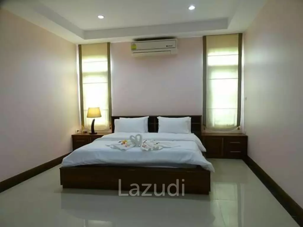 Pool villa for sale at Khao Talo south Pattaya!!