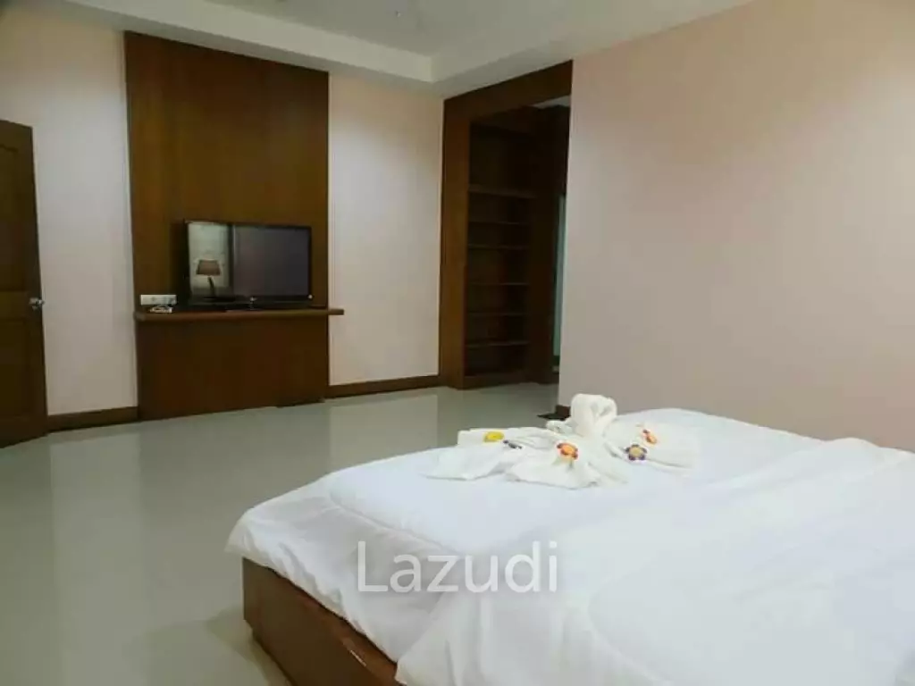 Pool villa for sale at Khao Talo south Pattaya!!