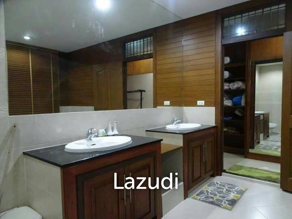 Pool villa for sale at Khao Talo south Pattaya!!