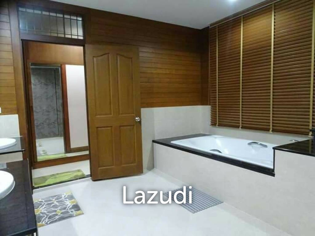 Pool villa for sale at Khao Talo south Pattaya!!
