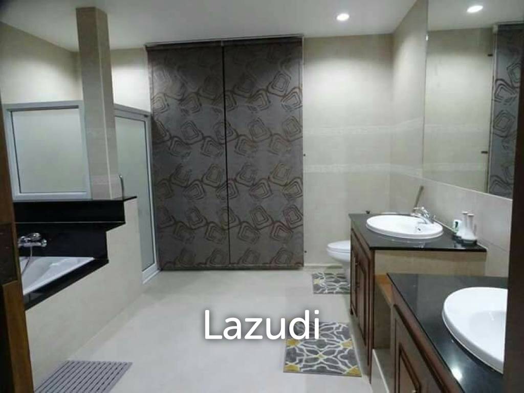 Pool villa for sale at Khao Talo south Pattaya!!