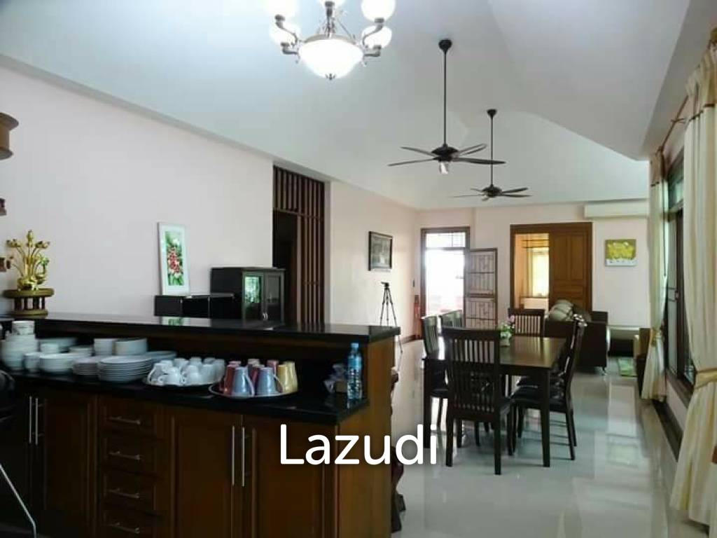 Pool villa for sale at Khao Talo south Pattaya!!