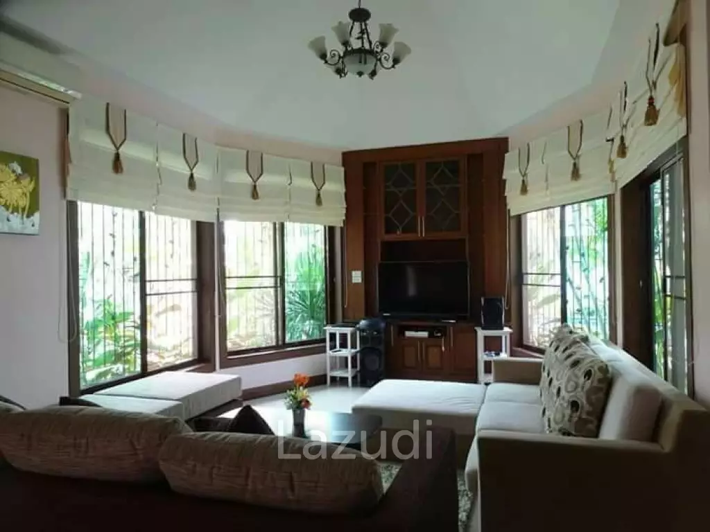 Pool villa for sale at Khao Talo south Pattaya!!