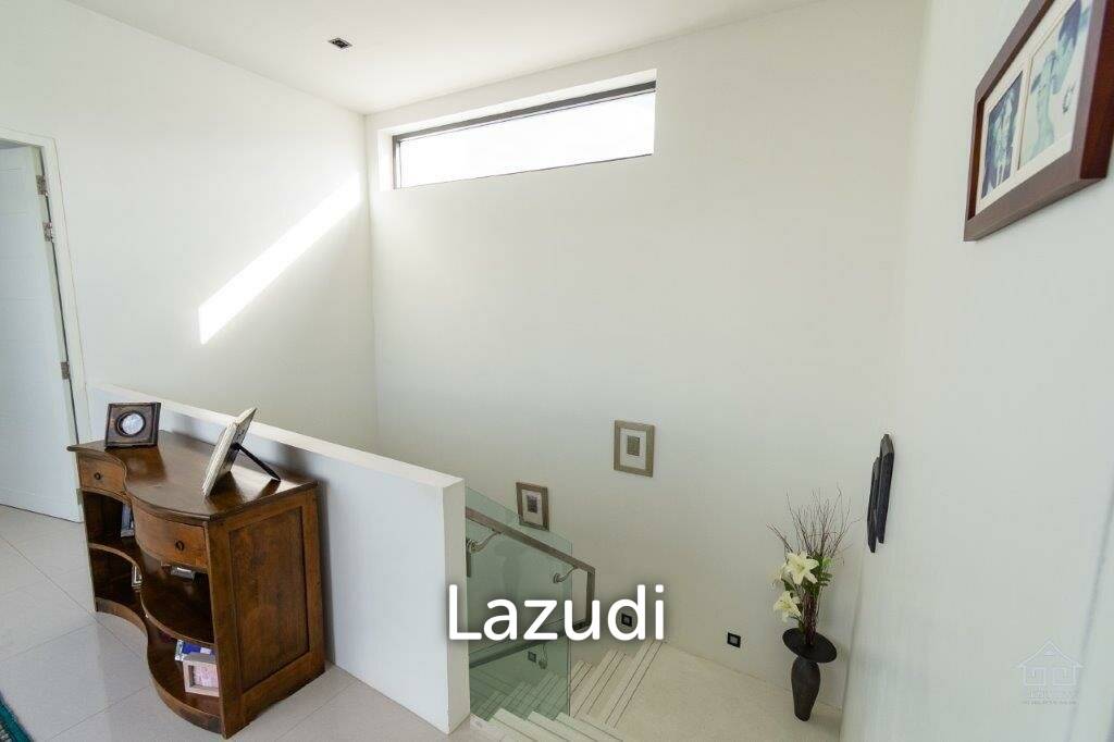 715 Sqm 4 Bed 4 Bath Villa For Sale