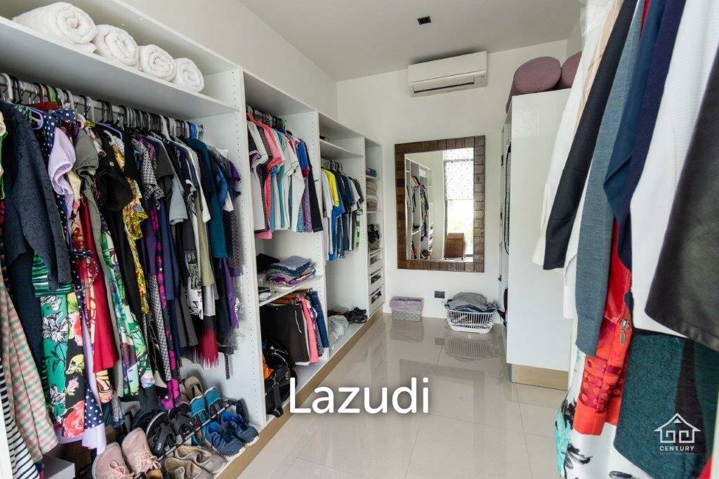 715 Sqm 4 Bed 4 Bath Villa For Sale