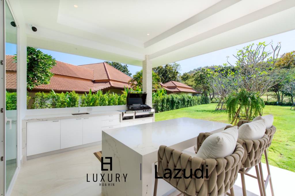 2,748 metro cuadrado 5 ` 5 Baño Villa de Venta