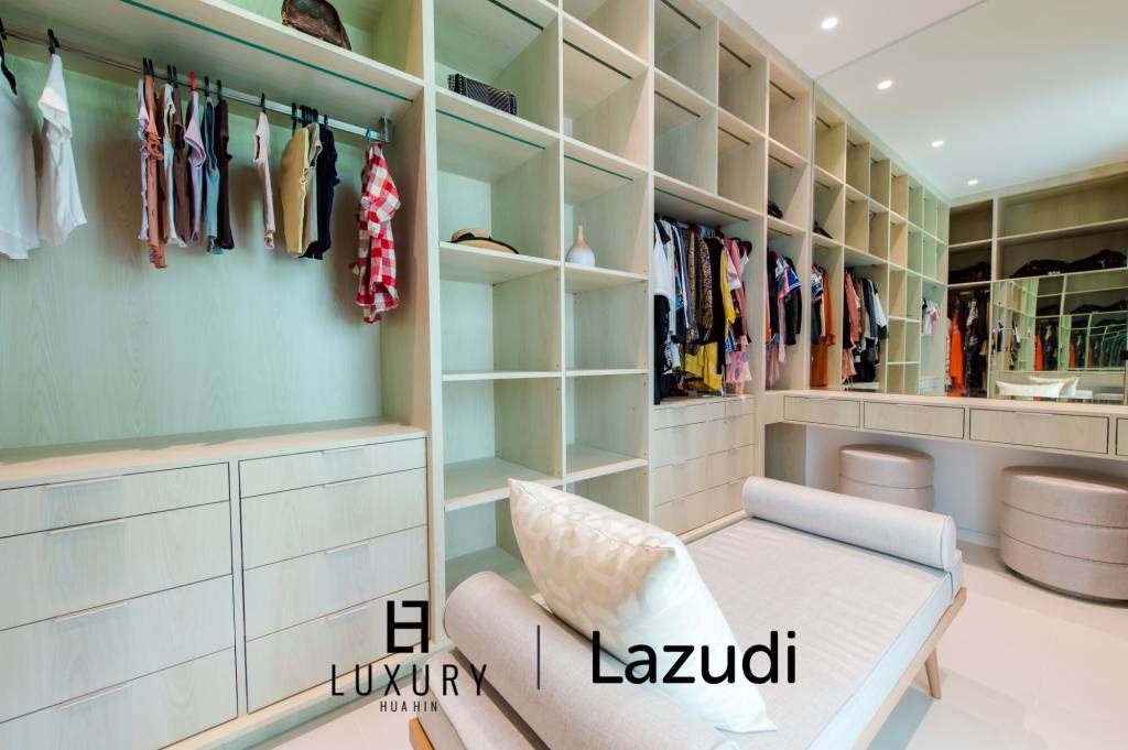 2,748 metro cuadrado 5 ` 5 Baño Villa de Venta