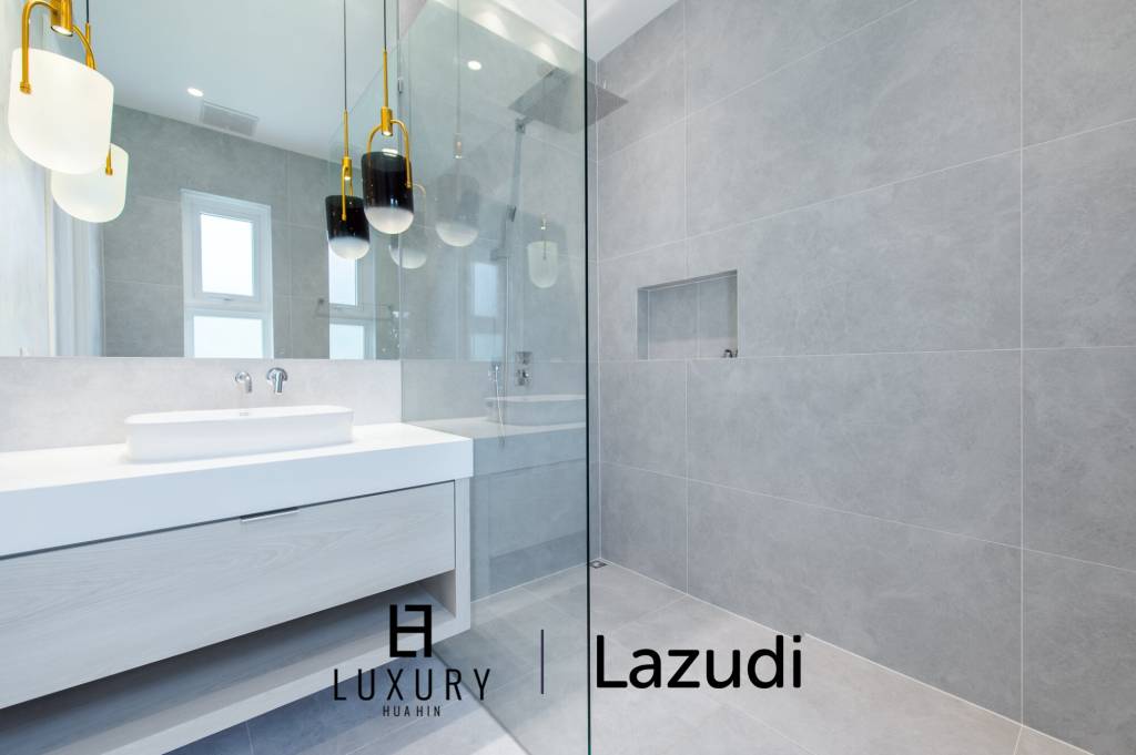 2,748 metro cuadrado 5 ` 5 Baño Villa de Venta