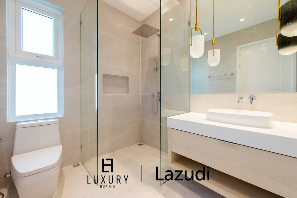 2,748 metro cuadrado 5 ` 5 Baño Villa de Venta