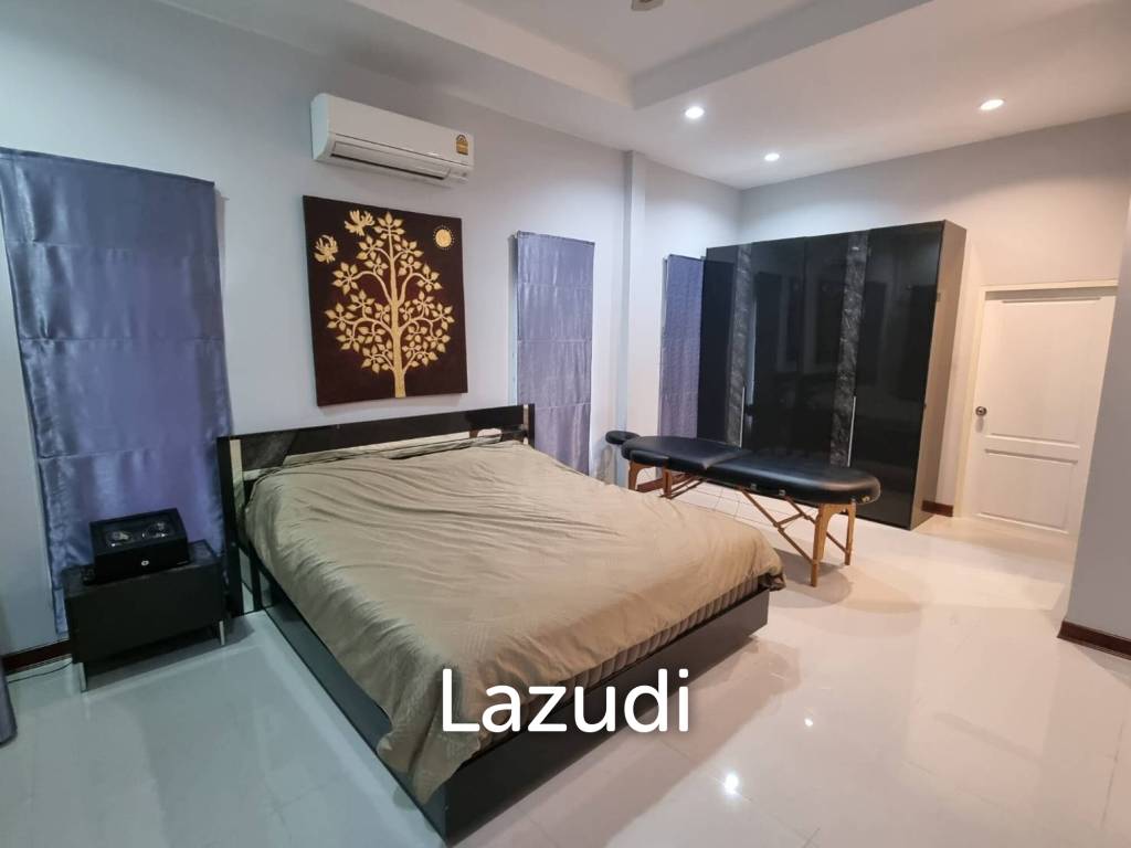 AV 88 GOLD 1 : Great value 4 bed Pool Villa