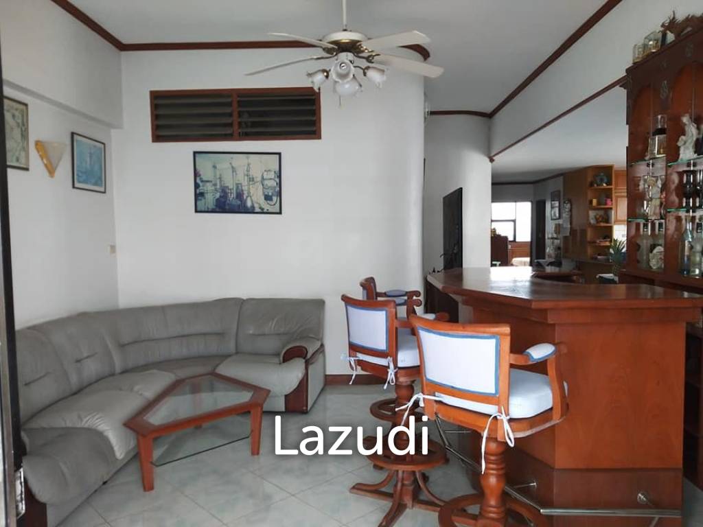 3 Bed 3 Bath Jomtien Complex Condotel For sale
