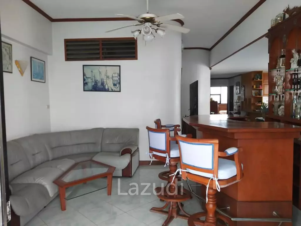 3 Bed 3 Bath Jomtien Complex Condotel For sale