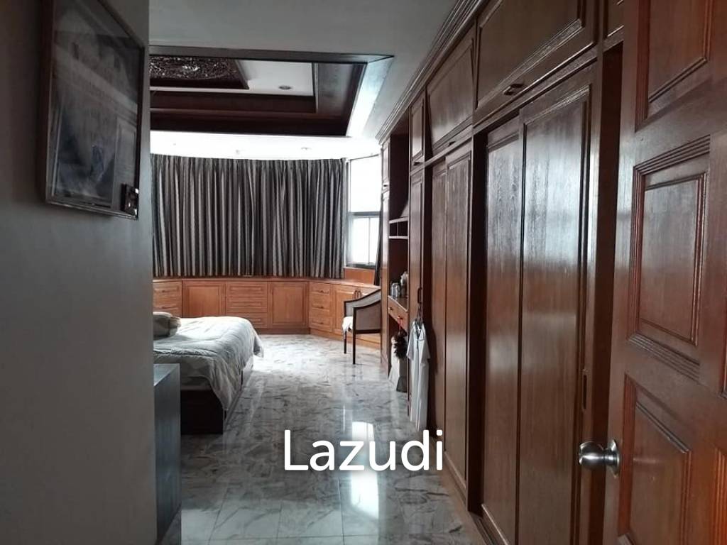 3 Bed 3 Bath Jomtien Complex Condotel For sale