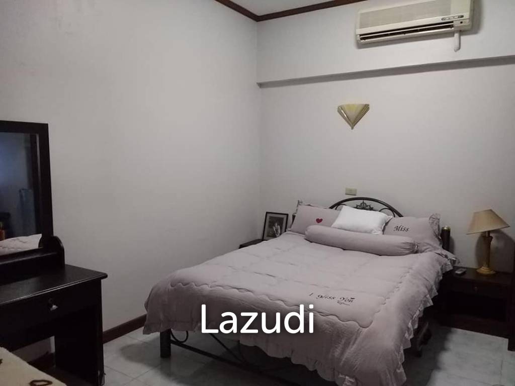 3 Bed 3 Bath Jomtien Complex Condotel For sale