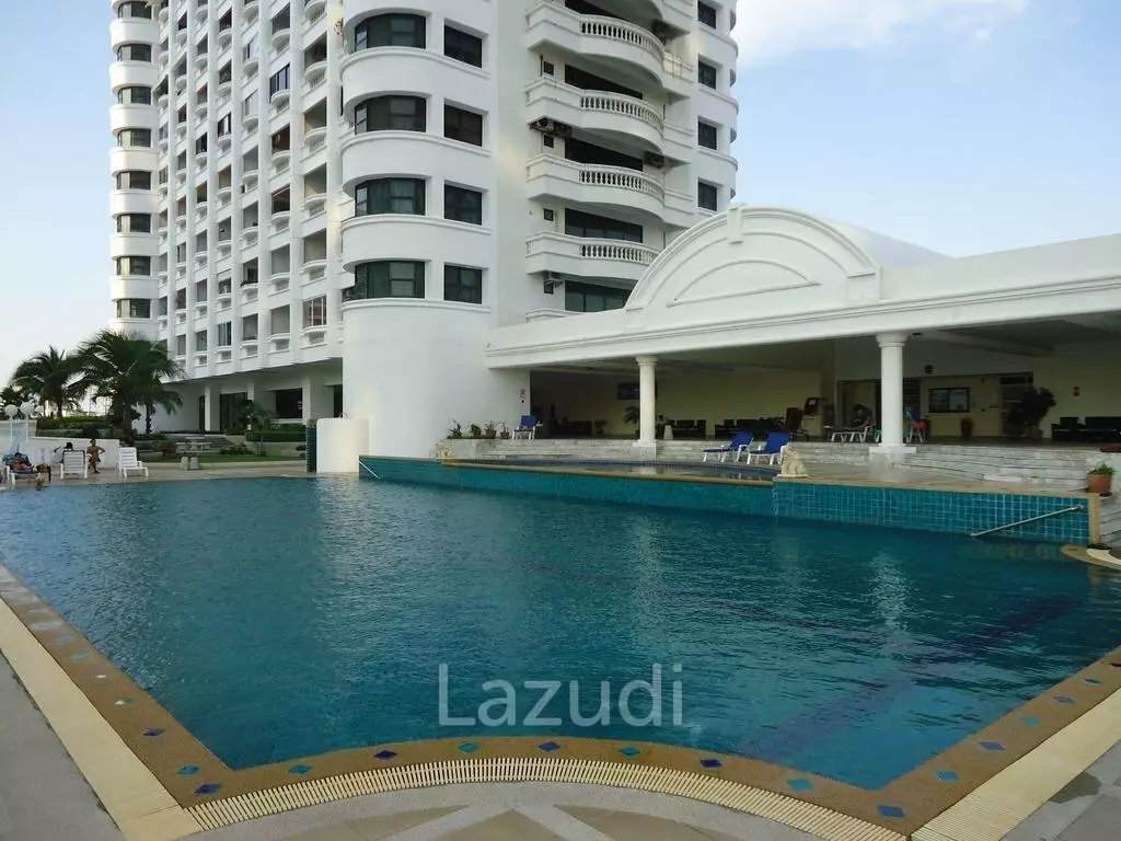 3 Bed 3 Bath Jomtien Complex Condotel For sale