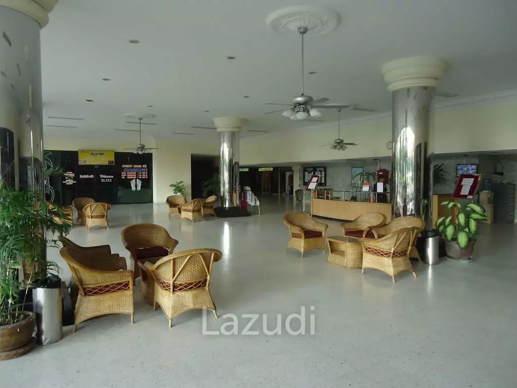 3 Bed 3 Bath Jomtien Complex Condotel For sale