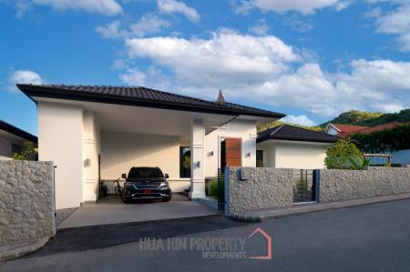 5 Bedroom, Super Luxurious and Exclusive Pool Villa