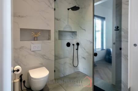 5 Bedroom, Super Luxurious and Exclusive Pool Villa