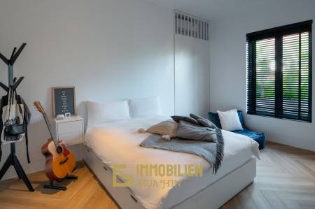 1,337 qm 5 Bett 4 Bad Villa Für Verkauf