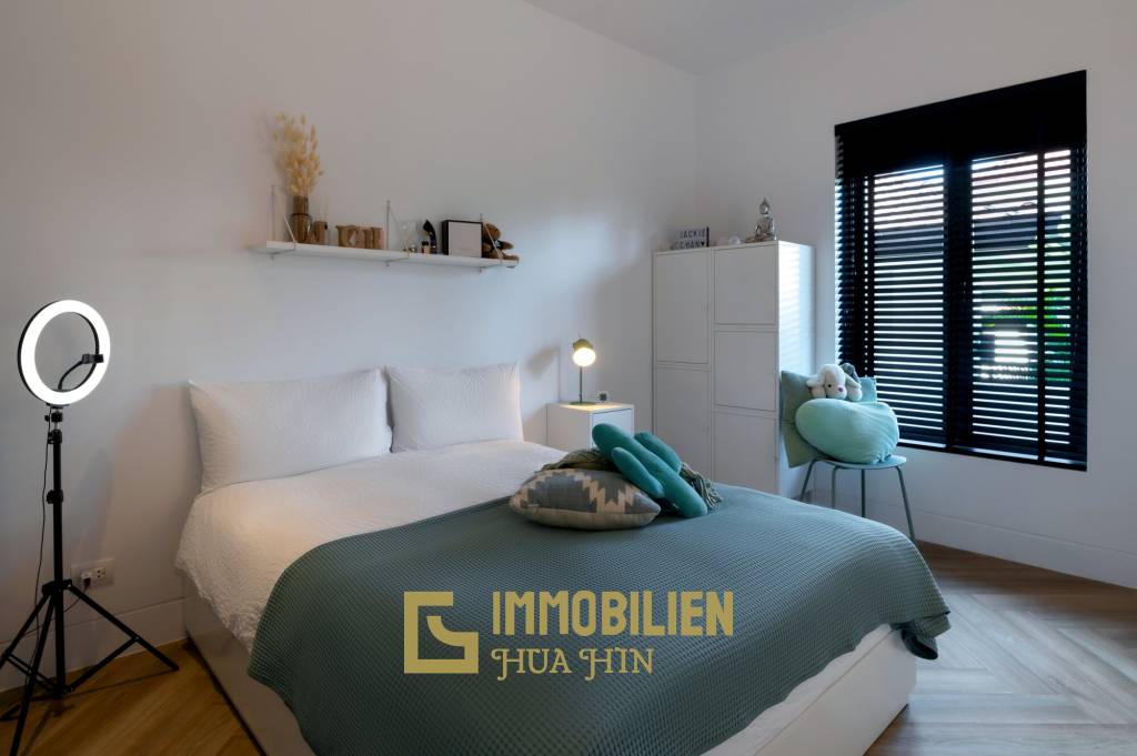 1,337 qm 5 Bett 4 Bad Villa Für Verkauf