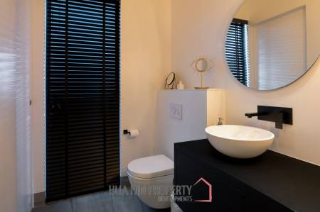 5 Bedroom, Super Luxurious and Exclusive Pool Villa