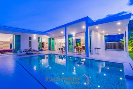 Modern Style 3 Bedroom Pool Villa