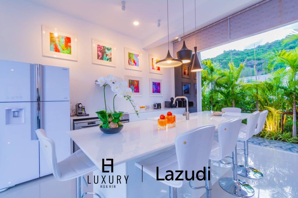 Modern Style 3 Bedroom Pool Villa