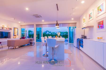 Modern Style 3 Bedroom Pool Villa