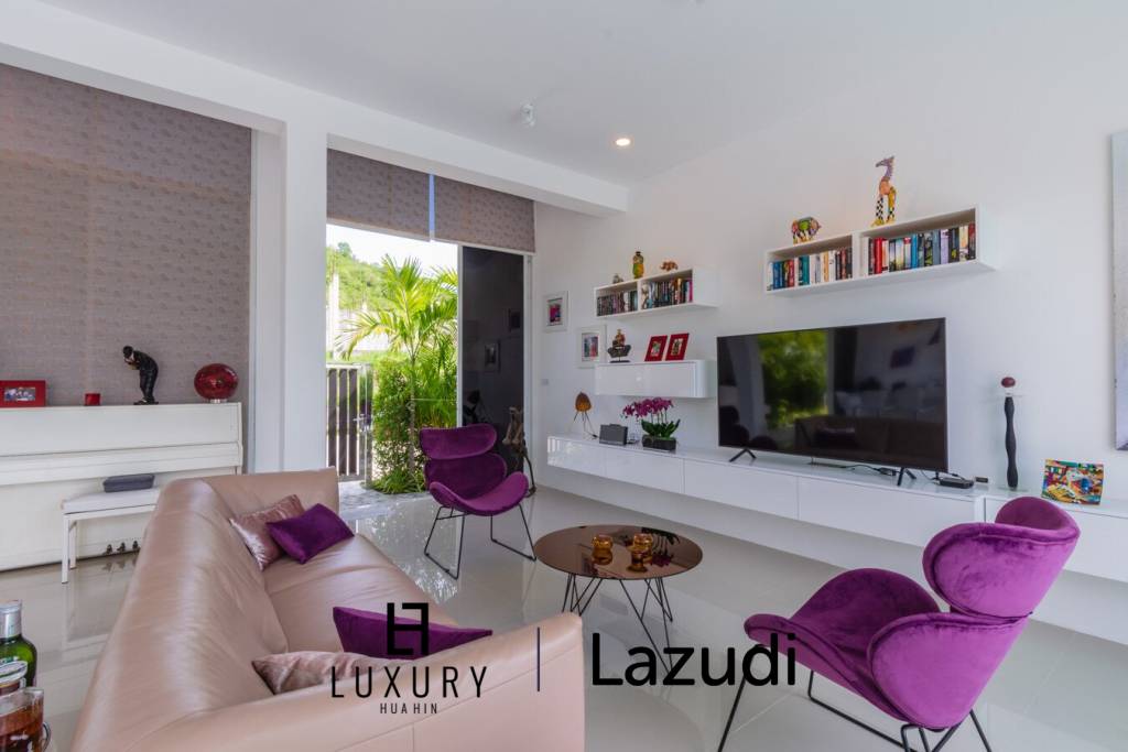 Modern Style 3 Bedroom Pool Villa