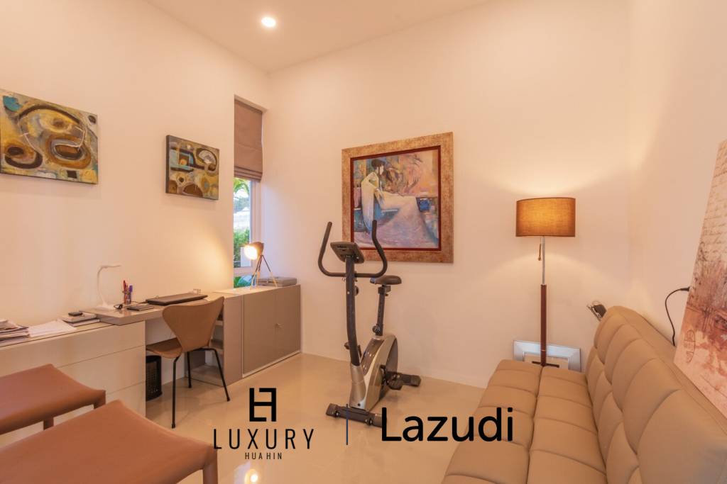 Modern Style 3 Bedroom Pool Villa