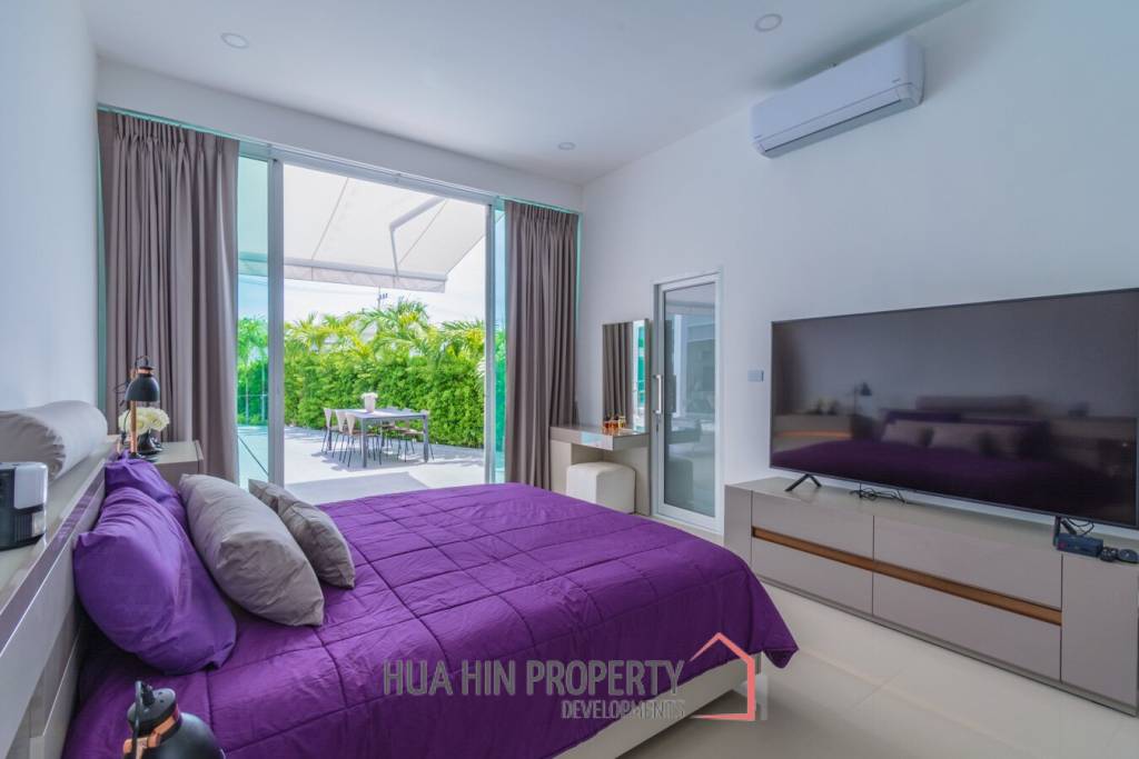 Modern Style 3 Bedroom Pool Villa