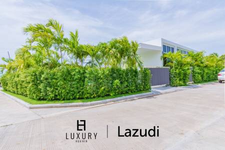 Modern Style 3 Bedroom Pool Villa