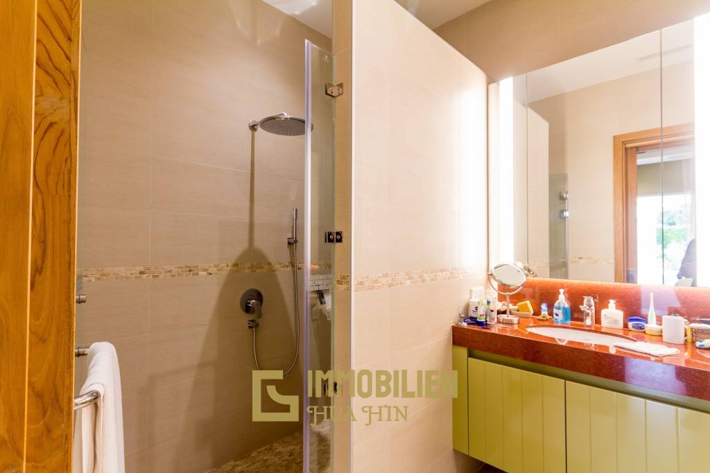 1,100 m² 3 Chambre 4 Salle de bain Villa Pour Vente