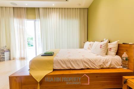 Baan Ing Phu Luxury Pool Villa with Mountain View For Sale