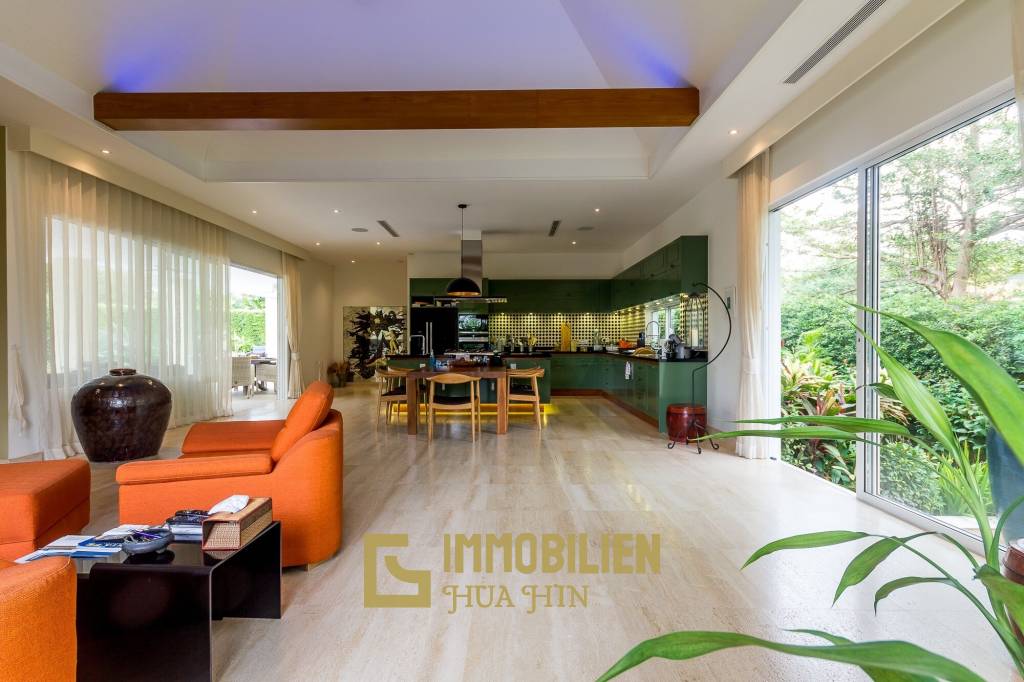 Baan Ing Phu Luxury Pool Villa with Mountain View For Sale