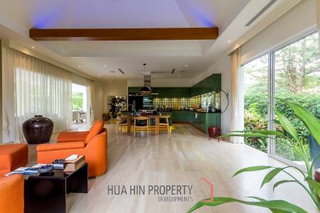 Baan Ing Phu Luxury Pool Villa with Mountain View For Sale
