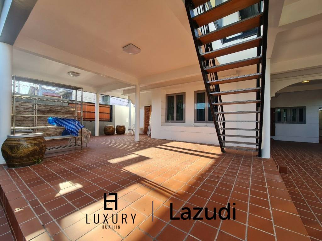 516 Sqm 4 Bed 3 Bath Villa For Sale