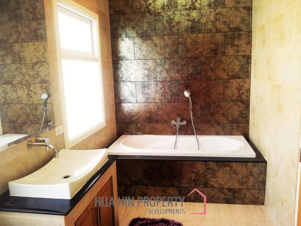 Well Designed 3 Bed Pool Villa with Established Gardens