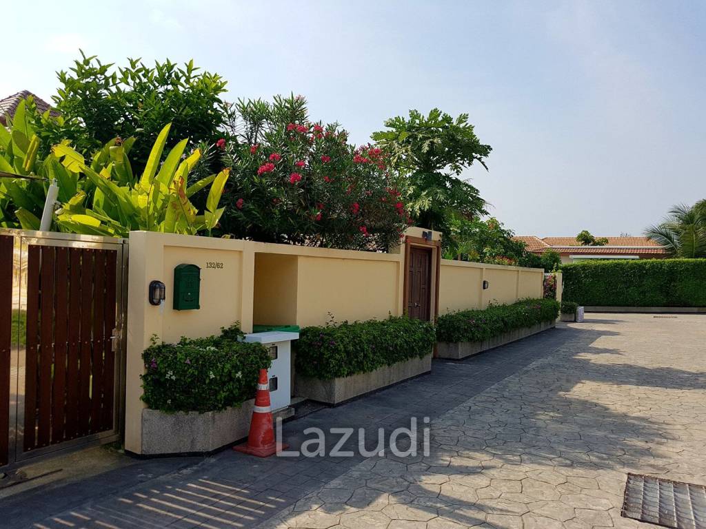 Well Designed 3 Bed Pool Villa with Established Gardens