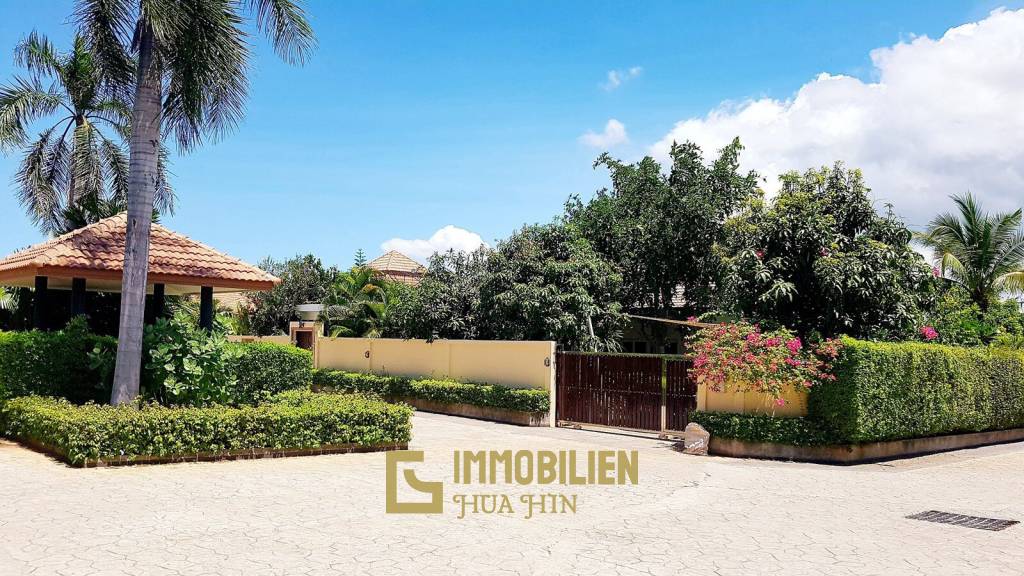 Well Designed 3 Bed Pool Villa with Established Gardens