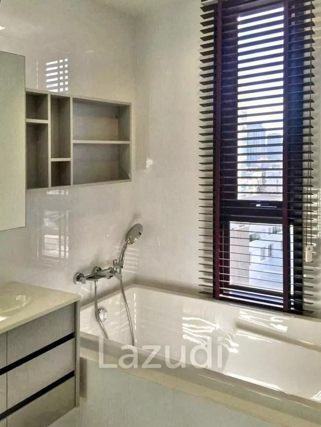 2 Bed 2 Bath 79 Sqm Condo For Rent
