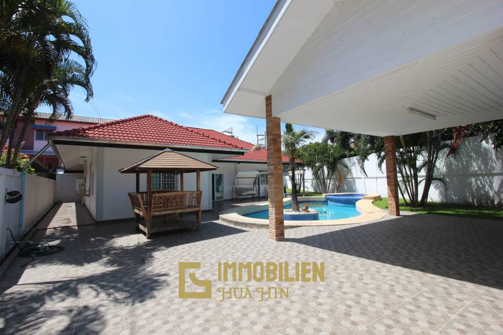 Secluded 3 Bed Pool Villa – very close to Hua Hin town